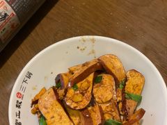 -富正毅三下锅·湘西韵味(天门山索道店)