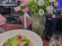 -MONICH牛排融合餐厅(和义大道购物中心店)