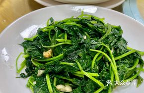 Stir-fried Sweet Potato Greens