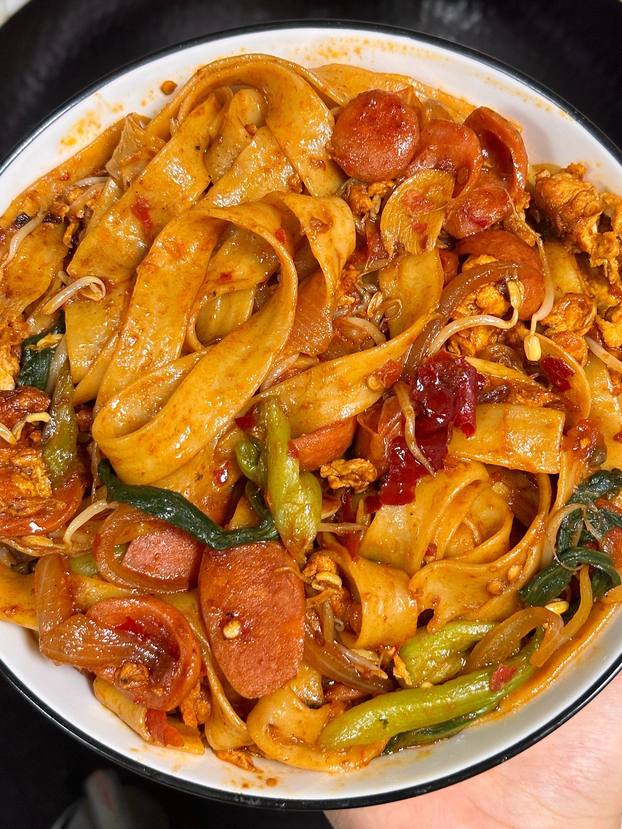 这个炒刀削面真的绝了!求求你们都去做!