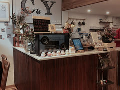 -C.Y Cafe