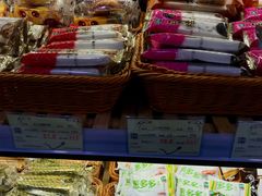 -光明牛奶棚(南泉店)