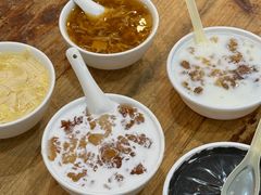 水牛奶炖桃胶-沙湾姜埋奶(兴新包店)