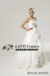 -LANYI COUTURE高级婚纱礼服改衣店