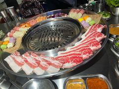 -哈哈碳都·牛肋条无限自助烤肉(宝龙店)