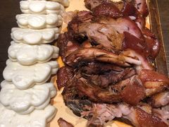 老北京锅烧肘子-张大嘴菜馆(庞各庄店)