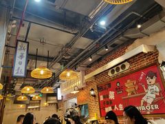 大堂-炉小二铜锅牛蛙•川湘菜(三里屯店)