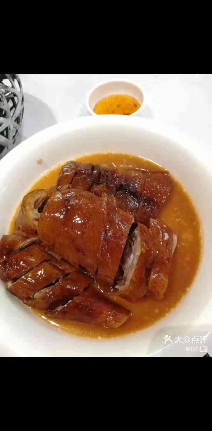 嘉宴海鲜酒楼-"在纵横广场二楼,环境不错,早茶7点就开始.