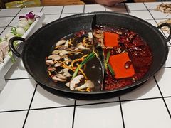 -伍师兄市井火锅(东部星悦天地店)