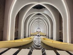 -涨巢·潮玩水疗局