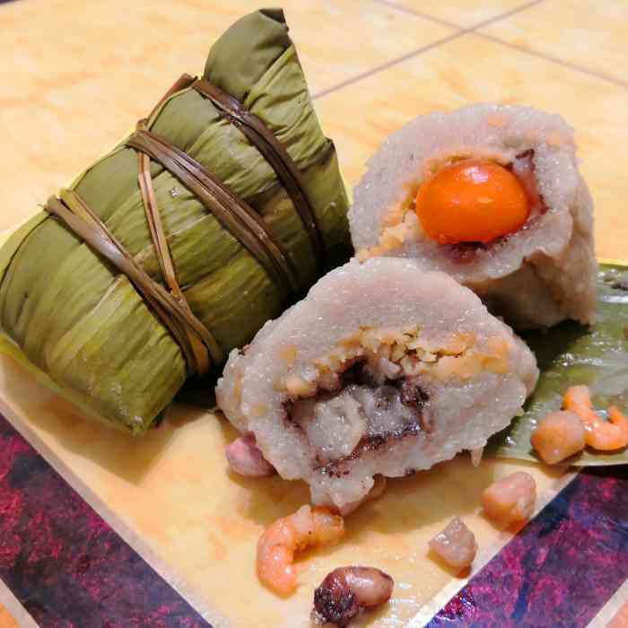 华记台山咸肉粽-"好久没吃粽子了,味道很不错奥."-大众点评移动版