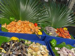 -海口绿发希尔顿酒店-田园汇自助餐·三文鱼·海鲜