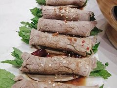 薄荷牛肉卷-滇越乘象云南餐厅(豆各庄店)
