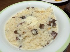 -萨莉亚意式餐厅(杭州滨江天街店)