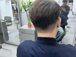 -首脑美发沙龙
