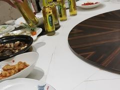 -沪华海鲜大酒楼(南汇店)