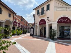 -佛罗伦萨小镇广佛名品奥特莱斯(疏港路店)