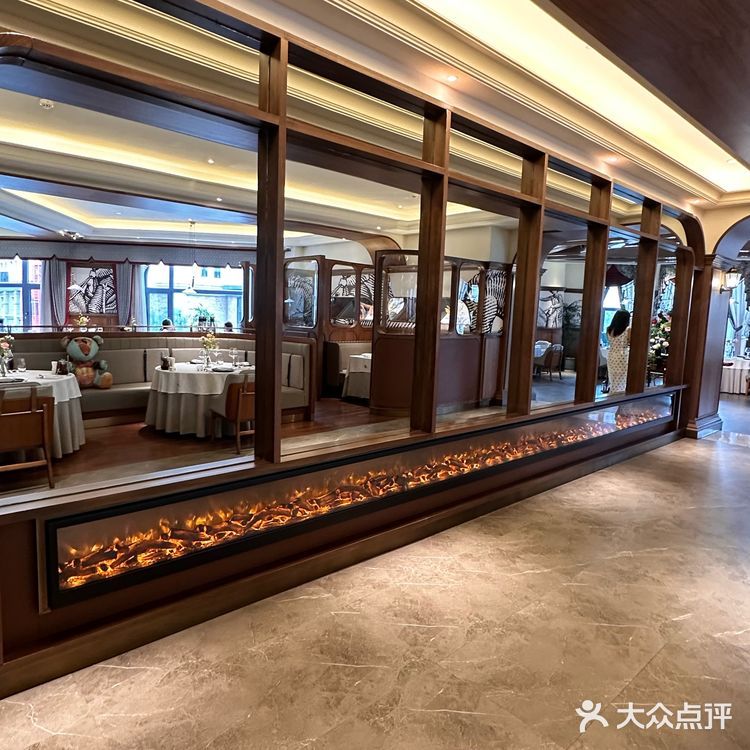 哈尔滨📍来这家餐厅过生日 可太高级啦~