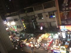 -六合夜市