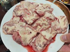 -朝伟清真铜瓢牛肉馆(三十年老·店)