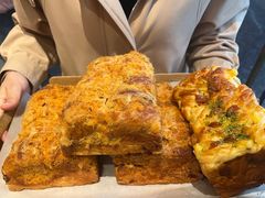 红豆肉粉松吐司-UH祐禾(光谷世界城店)