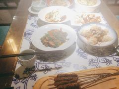 -卢大鲜鱼头捞饭(美利广场店)