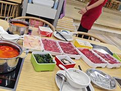-杨老板·海鲜集市火锅·鲜切牛肉(中防万宝店)