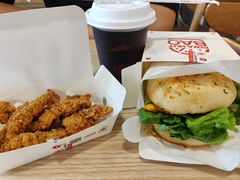 -必胜客(经开万达店)