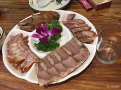 -湘渝人家·川湘菜(十里河店)