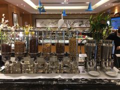 -安徽饭店·白鹭阁自助餐厅(梅山路店)