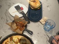 -必胜客(经开万达店)
