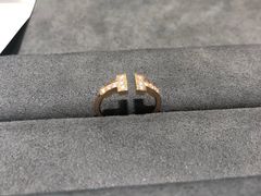 -Tiffany & Co.蒂芙尼
(杭州大厦店)