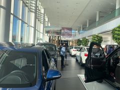 -北京京宝行宝马4S店(闵庄路店)