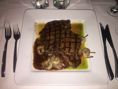 -Top Of Vancouver Revolving Restaurant