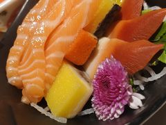 -雍容荟活帝王蟹活龙虾自助(苏宁旗舰店)