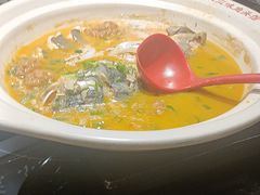 -川流不息·地道川菜·小龙虾(新松江路店)