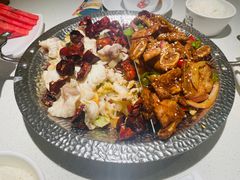 -小鱼小牛·鱼牛干锅·脆鱼火锅(世欧广场店)