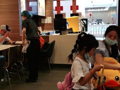 -麦当劳(汉口火车站候车室店)