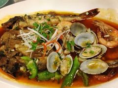 渔娘炖杂鱼-渔娘渔家丹东海鲜(东直门店)