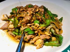 -费大厨辣椒炒肉(吉联MALL店)