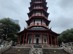 -绳金塔
