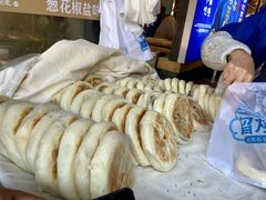 -李氏憨粑粑(官渡古镇店)