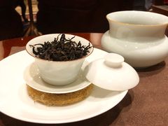 -THE OLD HOUSE酒吧