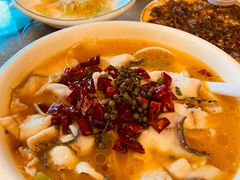 -梦中园海鲜酒店(川沙路店)