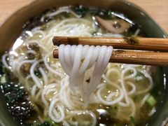 -全家福米线