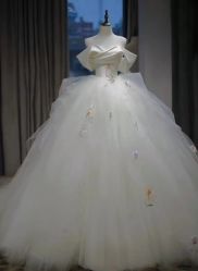 -MISS MIA 婚纱品牌馆