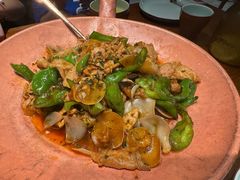 辣椒炒肉-云海肴·汽锅鸡·云南菜(苏州中心店)