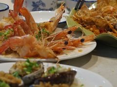 -三亚火车头万人海鲜广场