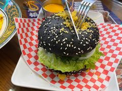 瀑布芝士牛肉汉堡-肥韬茶餐厅(南山mini店)