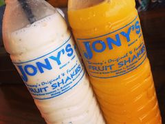 mango-shake-Jonah's Fruit Shake & Snack Bar